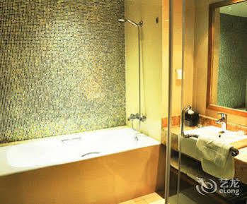 Heyi Hotel Hefei Changjiang Middle Road Exterior foto