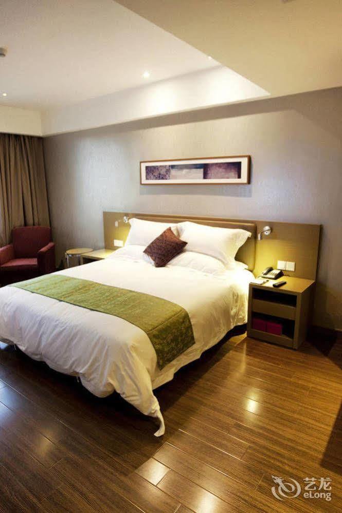 Heyi Hotel Hefei Changjiang Middle Road Exterior foto